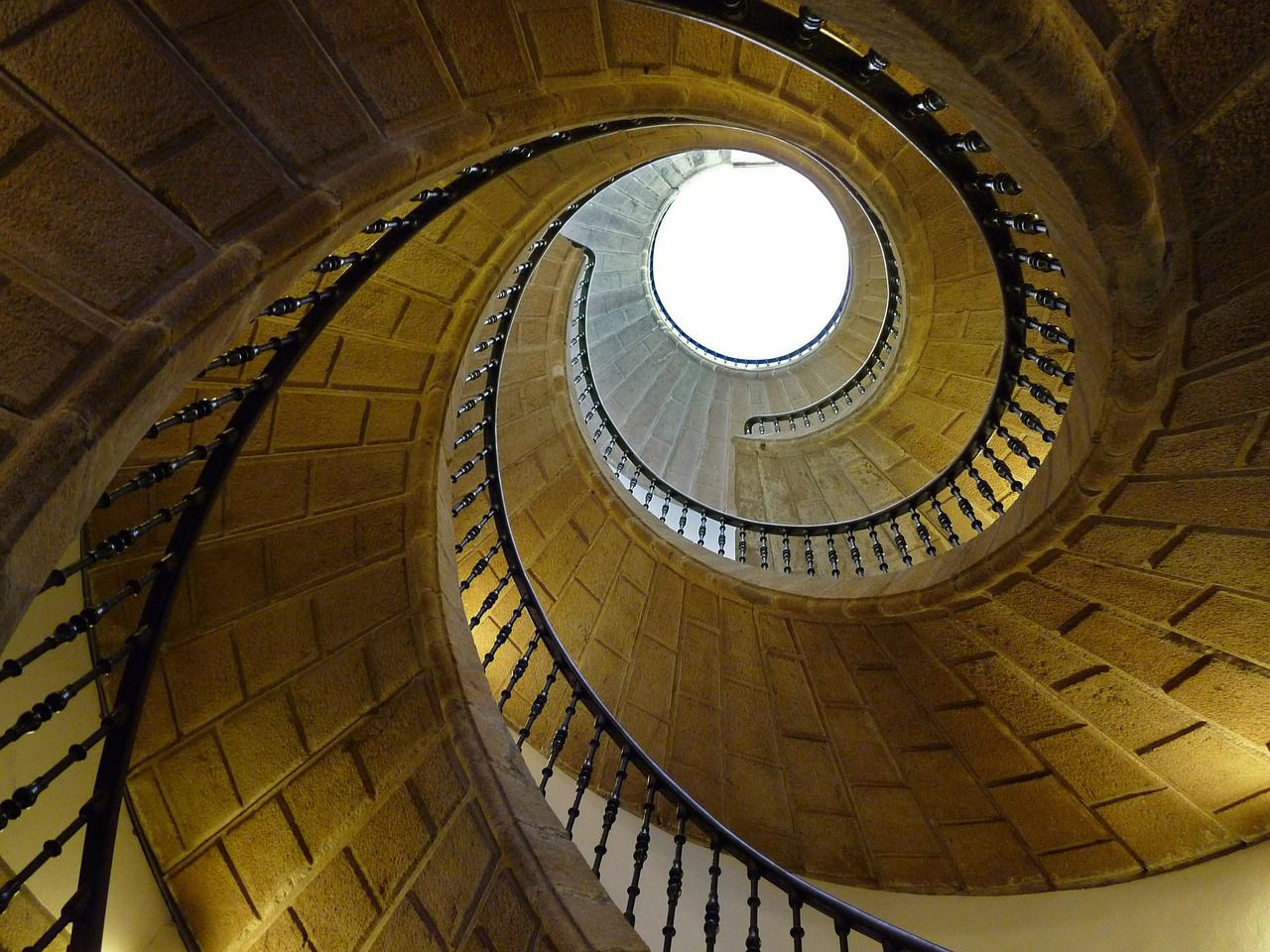 Bitcoin Gives Up Gains Post New Year-Spiral, But 0K Bets Still Remain Hot