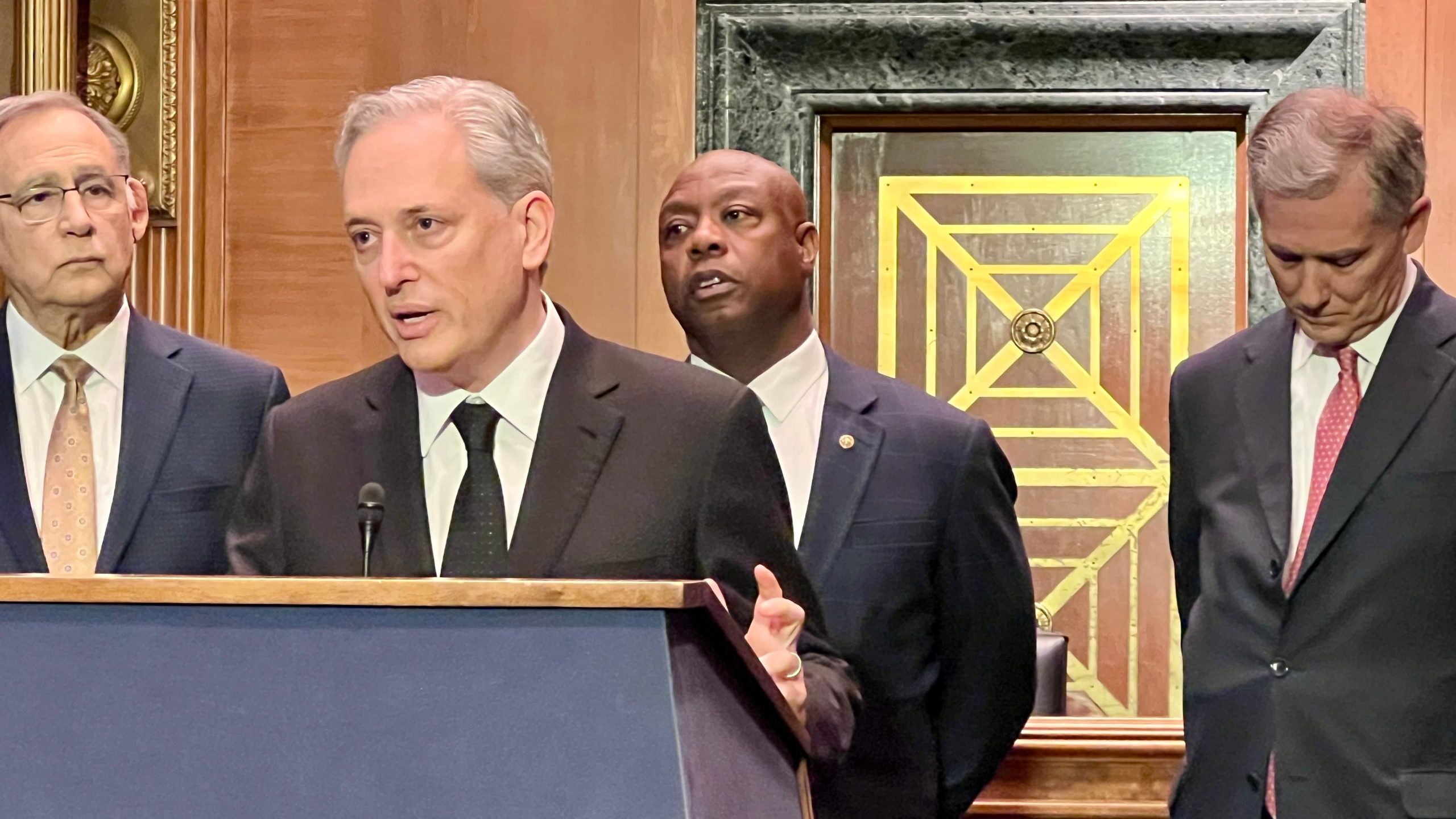 David Sacks Quiety Divested From Crypto Company at Center of Conflict of Interest Controversy