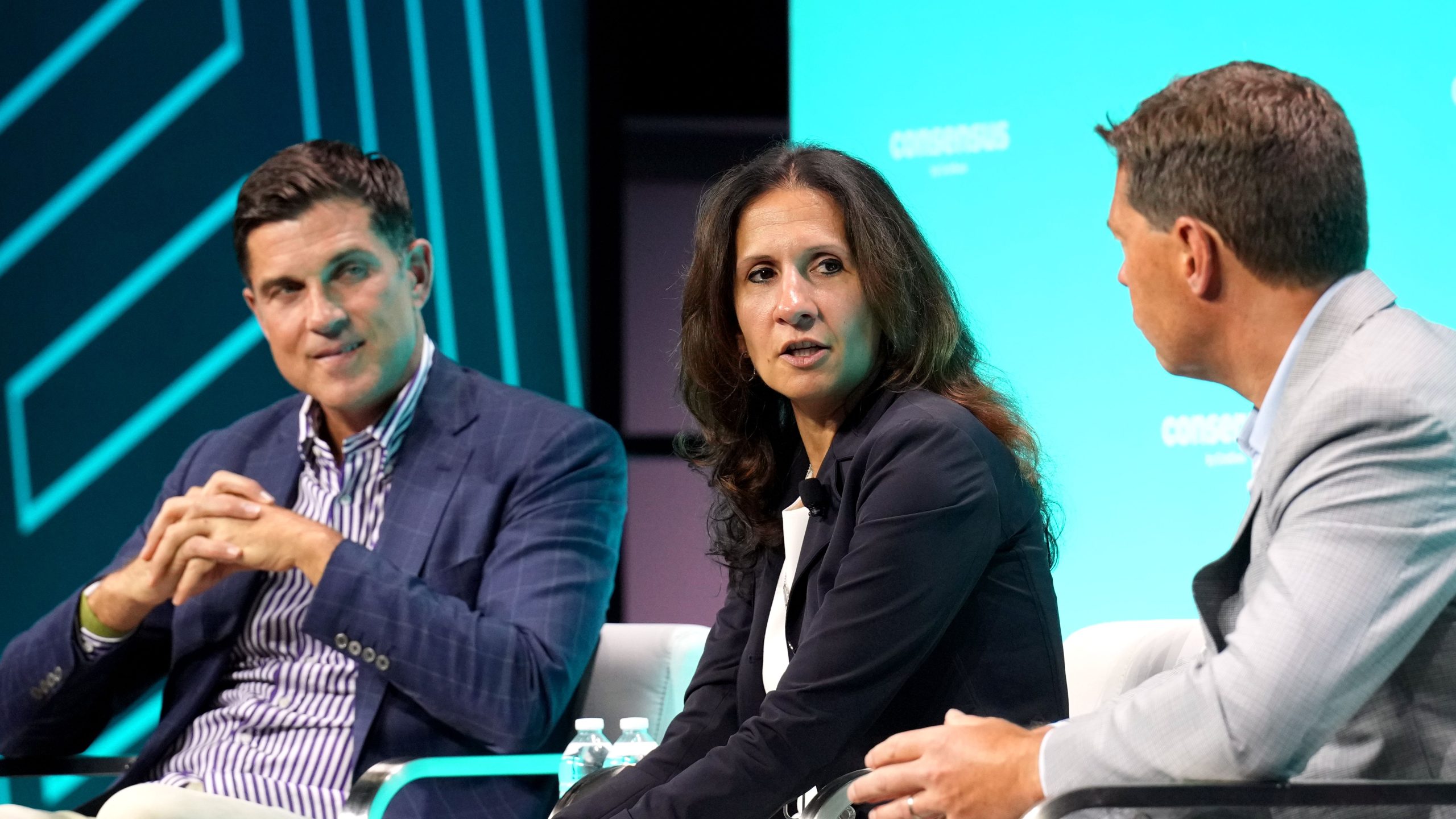 NYSE-Parent ICE to Explore Stablecoin, Tokenized Fund Use for Financial Services With Circle