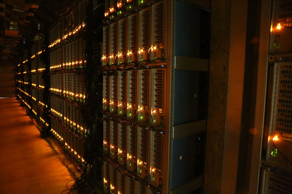 Riot Platforms Hits Post-Halving Bitcoin Production High as It Expands AI Capacity