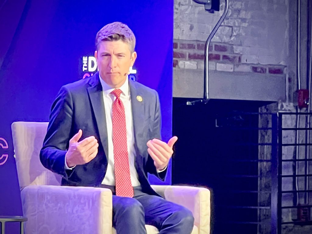 U.S. House Stablecoin Bill Poised to Go Public, Lawmaker Atop Crypto Panel Says U.S. House Stablecoin Bill Poised to Go Public, Lawmaker Atop Crypto Panel Says