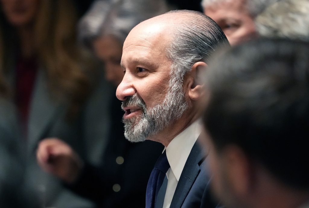 U.S. Tariff Exemptions for Electronics Are ‘Temporary,’ Says Commerce Secretary