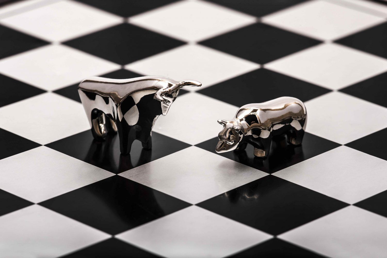 XRP, BNB Edge Higher as Bitcoin Bulls Eye K After Tuesday Bloodbath